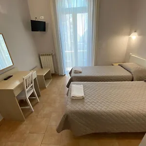 Atena Hotel Mediolan