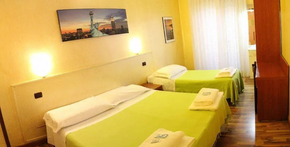 Hotel America Milan 0*,  Italie