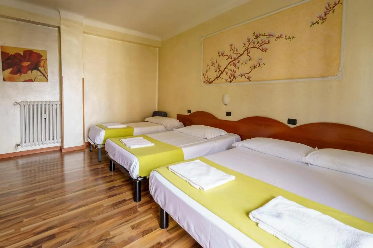 Hotel America Milan 0*,  Italy